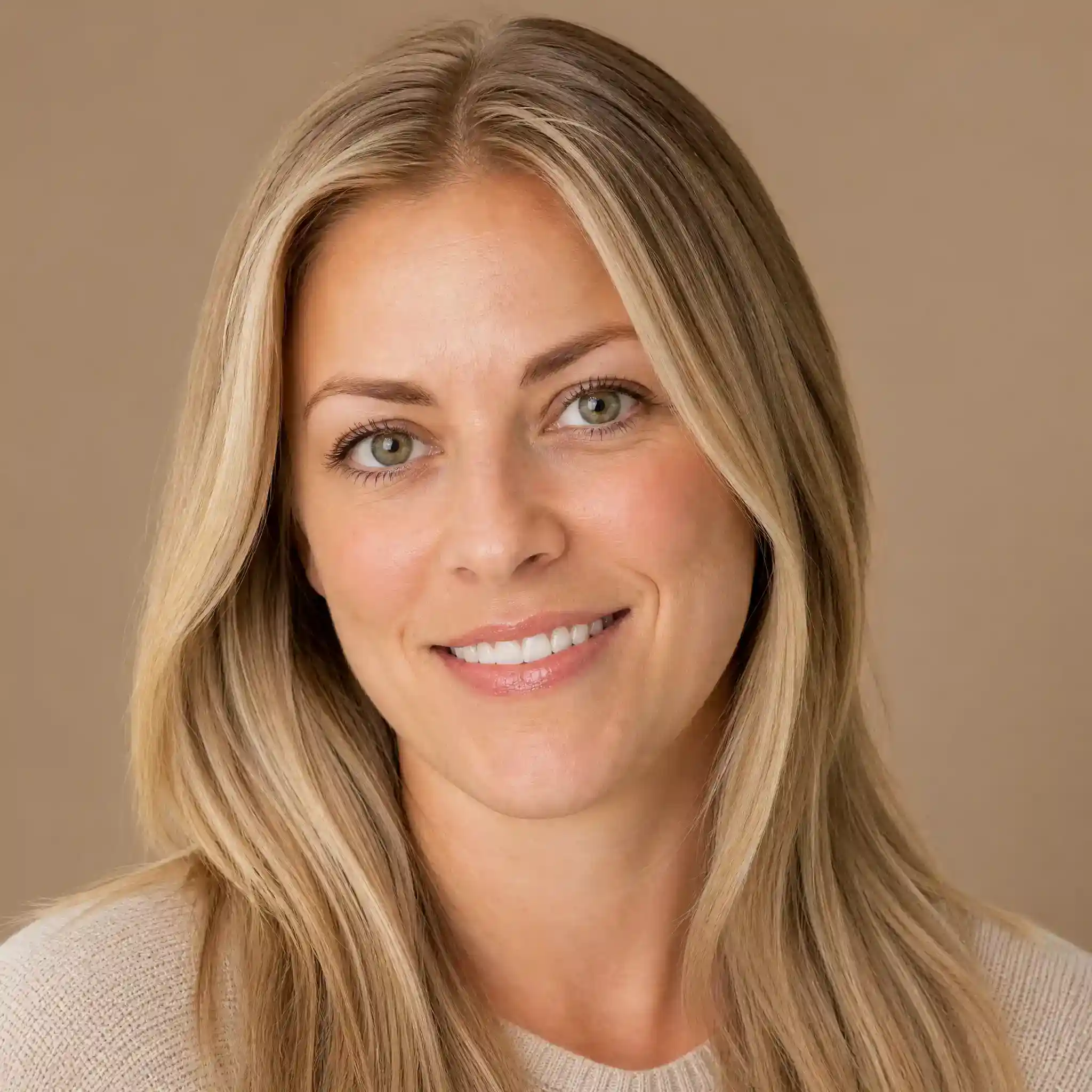 Meredith Lane, YouTube storyteller